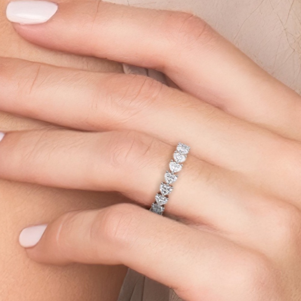 14k 3ct Heart Eternity Band - Picture 5 of 15